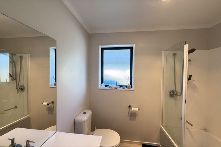 Photo of property in 14 Mccahon Lane, Rolleston, 7615