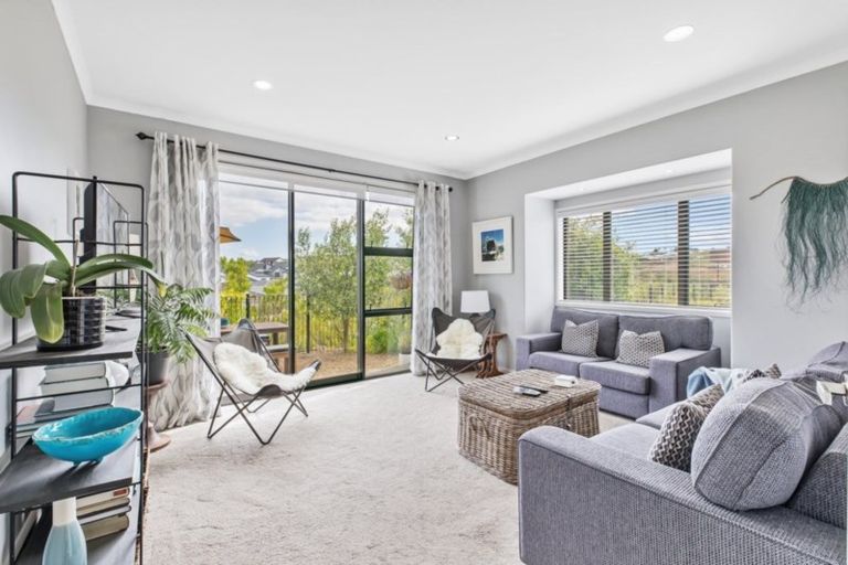 Photo of property in 9 Discovery Drive, Gulf Harbour, Whangaparaoa, 0930