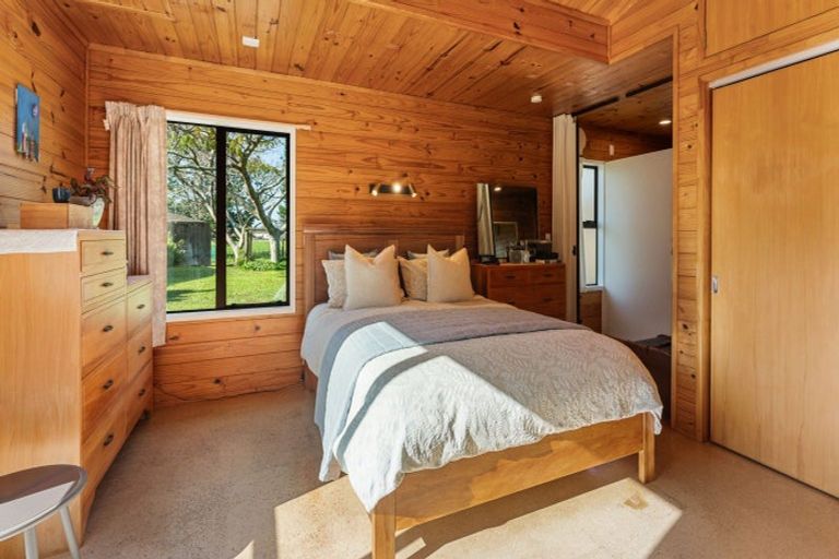 Photo of property in 5 Wi Tupaea Road, Waihau Bay, Opotiki, 3199