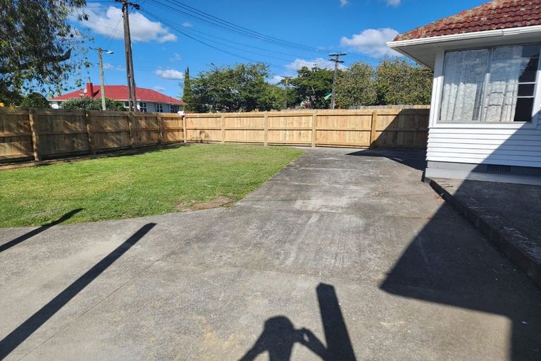 Photo of property in 15 Blampied Road, Otara, Auckland, 2023