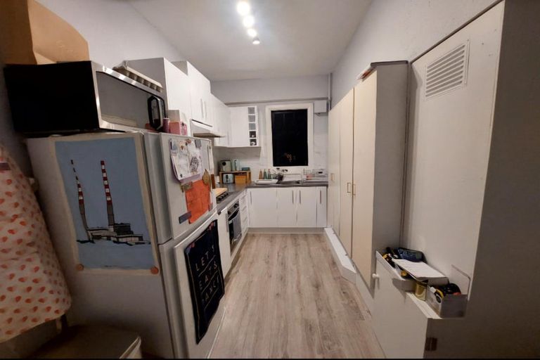 Photo of property in 9/24 Elizabeth Street, Mount Victoria, Wellington, 6011