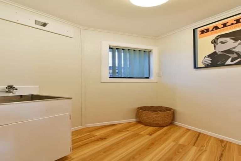 Photo of property in 83 Thompson Terrace, Manurewa, Auckland, 2102