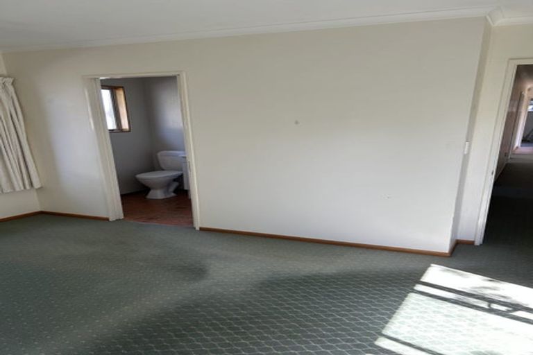 Photo of property in 174a Waiwhetu Road, Waterloo, Lower Hutt, 5011