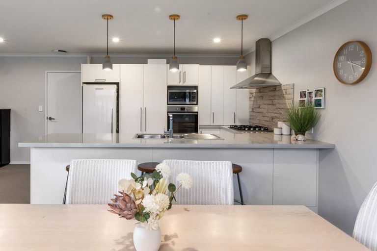 Photo of property in 15 Ian Place, Waihi Beach, 3611