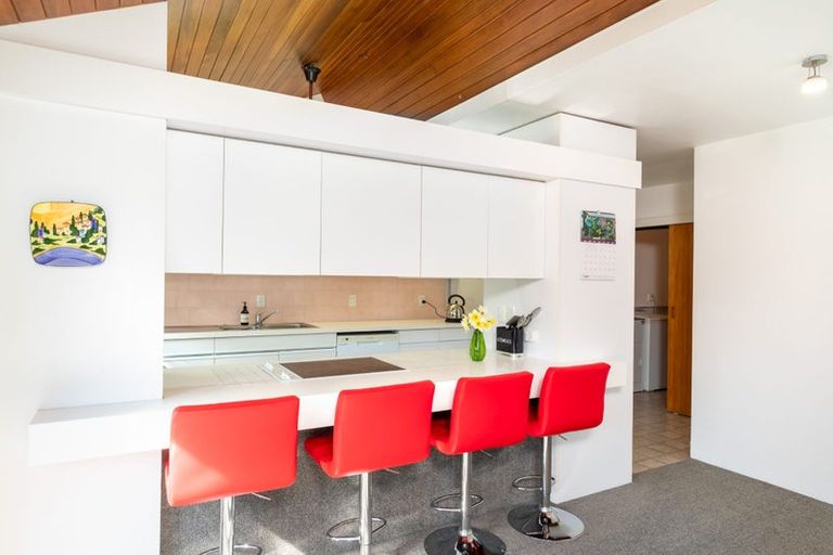 Photo of property in 22 Tamahine Street, Maupuia, Wellington, 6022