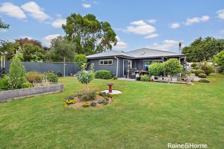 Photo of property in 50 Brooklyn Road, Carterton, 5713