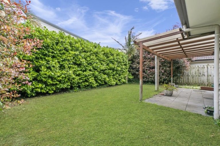 Photo of property in 2 Ritchie Crescent, Takanini, 2112