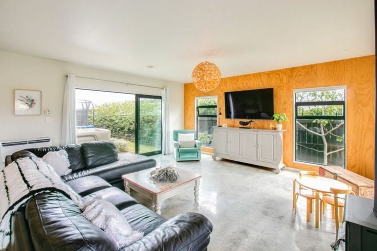 Photo of property in 19 Meissner Road, Havelock North, 4130
