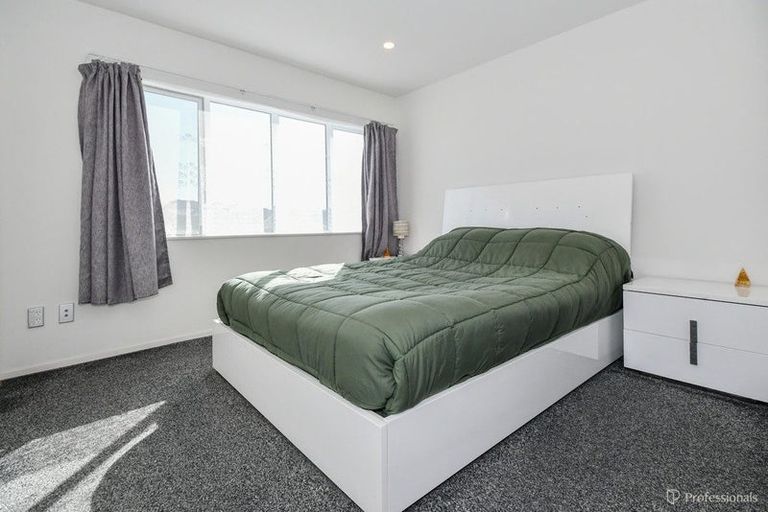 Photo of property in 65a Tawhiti Road, Pukekohe, 2120