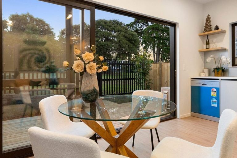 Photo of property in 2/30a Tirimoana Road, Te Atatu South, Auckland, 0602