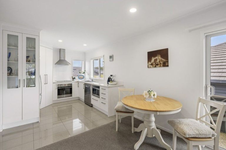 Photo of property in 49 Bridgewater Way, Pyes Pa, Tauranga, 3112