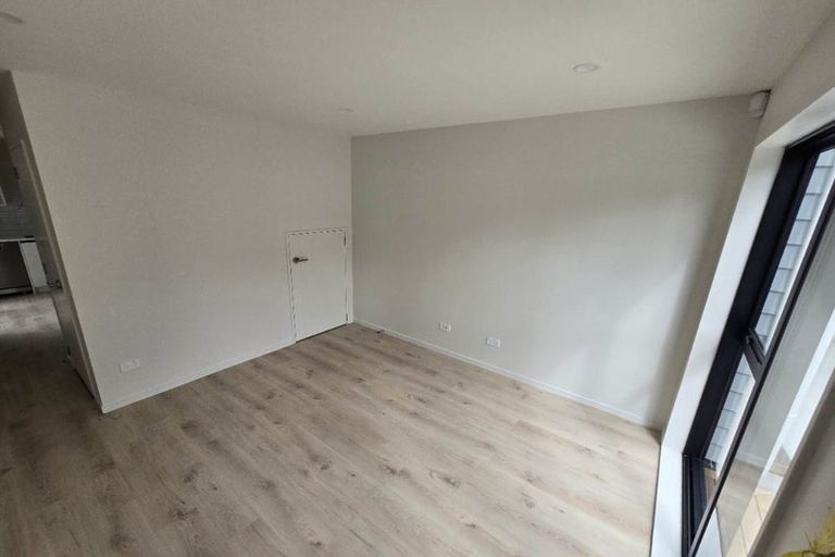 Photo of property in 28 Alberta Street, Point Chevalier, Auckland, 1022