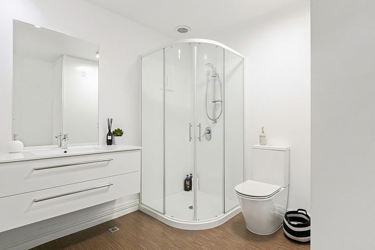 Photo of property in 12/31 Dowling Street, Dunedin Central, Dunedin, 9016