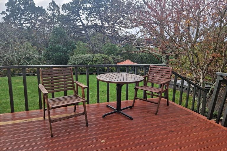 Photo of property in 18 Corrondella Grove, Belmont, Lower Hutt, 5010