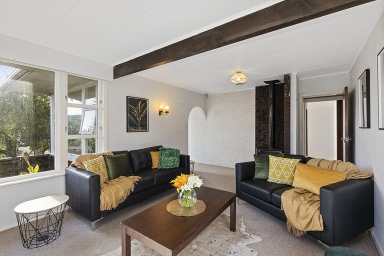 Photo of property in 22 Tanekaha Street, Stokes Valley, Lower Hutt, 5019