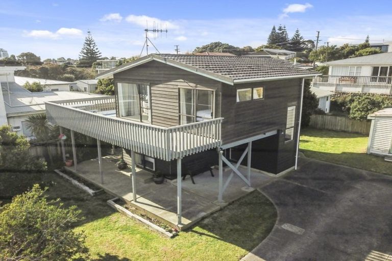 Photo of property in 70b Marine Parade, Paraparaumu Beach, Paraparaumu, 5032