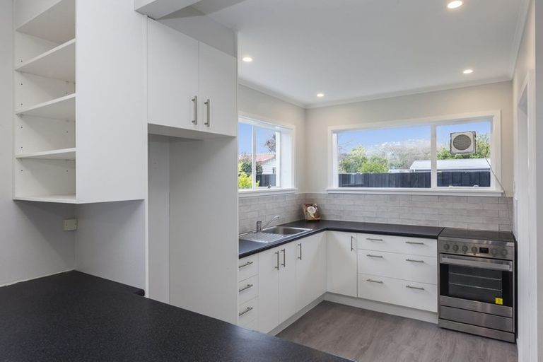 Photo of property in 257 Fifield Terrace, Opawa, Christchurch, 8023