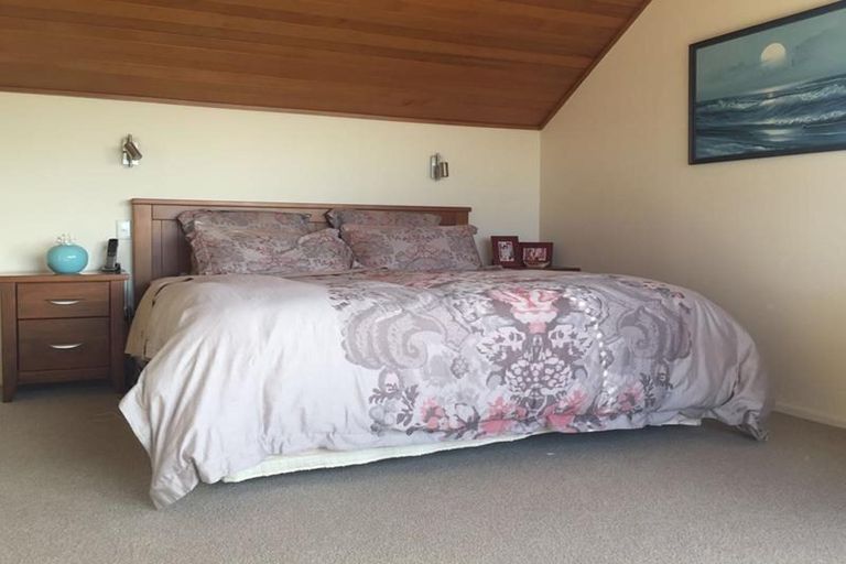 Photo of property in 166 Mellons Road, Mellons Bay, Auckland, 2014