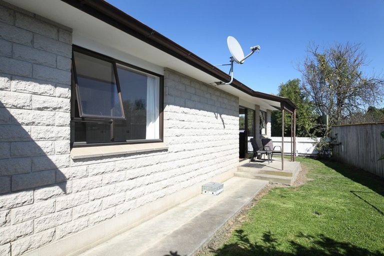 Photo of property in 100a Mayfair Avenue, Mayfair, Hastings, 4122