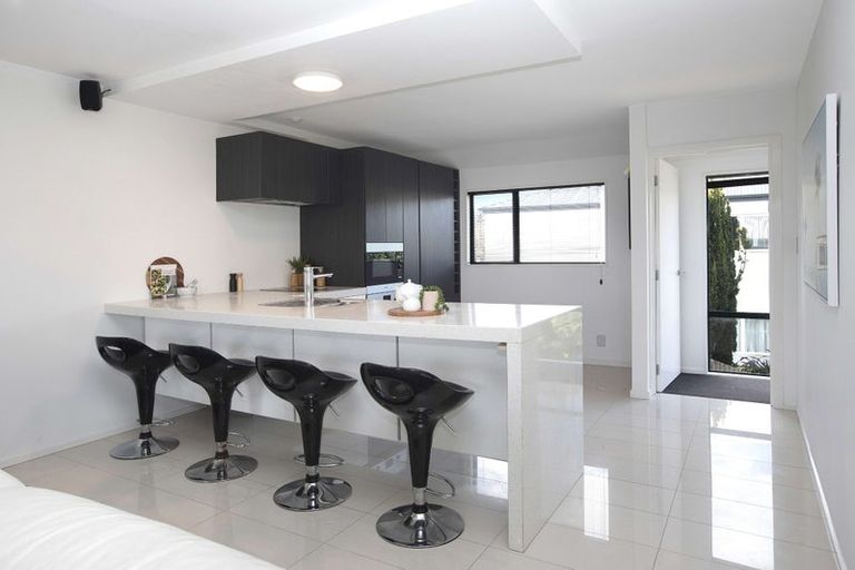 Photo of property in 1/89 Brockworth Place, Riccarton, Christchurch, 8011