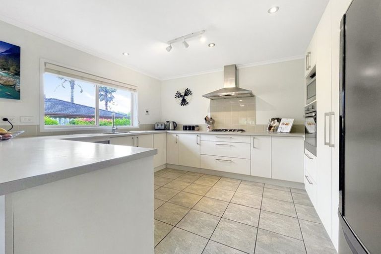 Photo of property in 38 Totara Views Drive, Red Beach, 0932