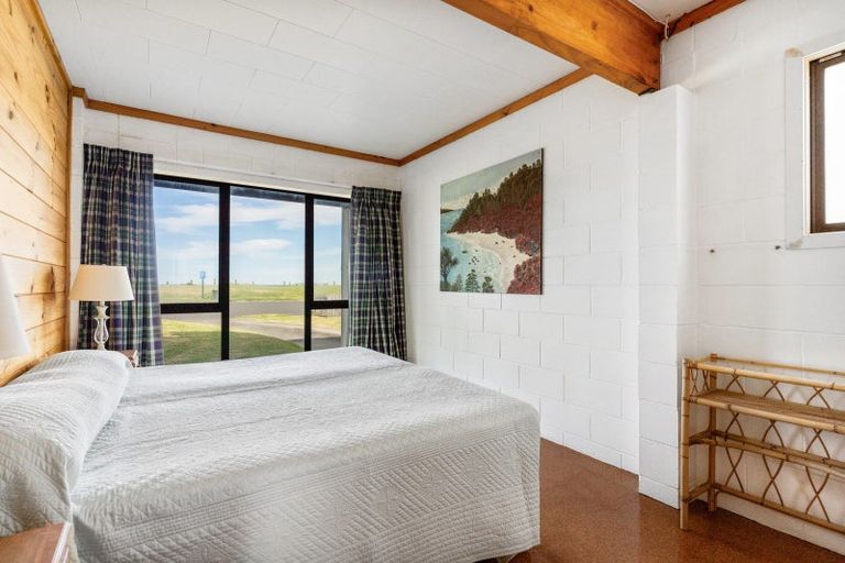 Photo of property in 105 Esplanade Drive, Whangamata, 3620