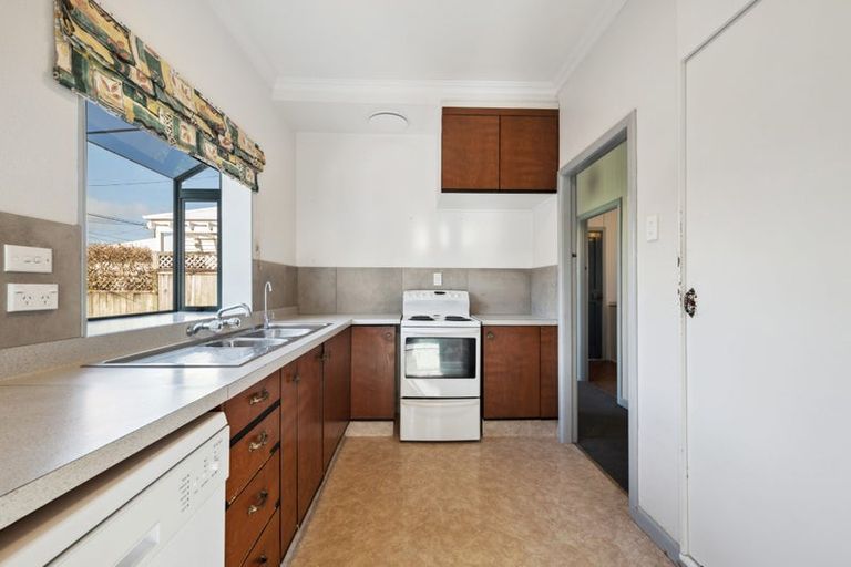 Photo of property in 23 Turi Street, Welbourn, New Plymouth, 4312