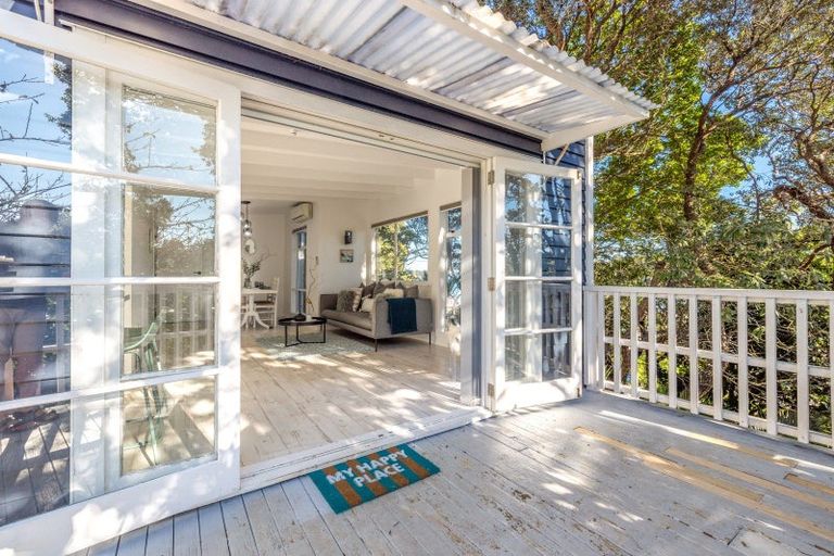 Photo of property in 72 Wharf Road, Ostend, Waiheke Island, 1081