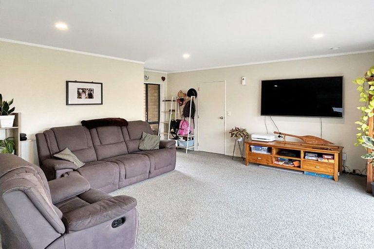 Photo of property in 41 Makarini Street, Paraparaumu, 5032