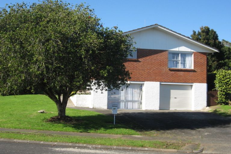 Photo of property in 27 Heybridge Street, Manurewa, Auckland, 2102