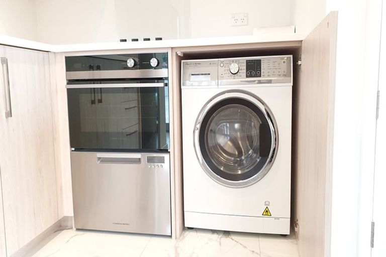 Photo of property in 15/257 Armagh Street, Christchurch Central, Christchurch, 8011