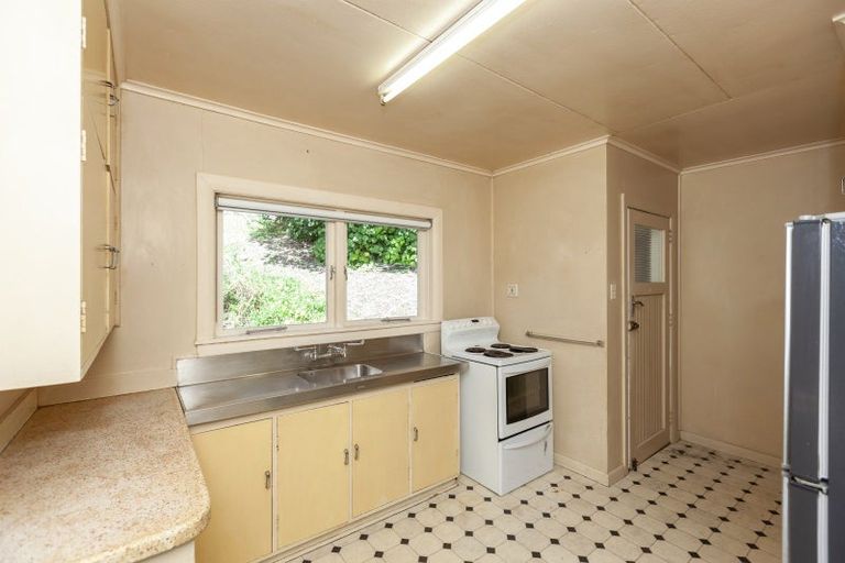 Photo of property in 116 Wellington Road, Paekakariki, 5034