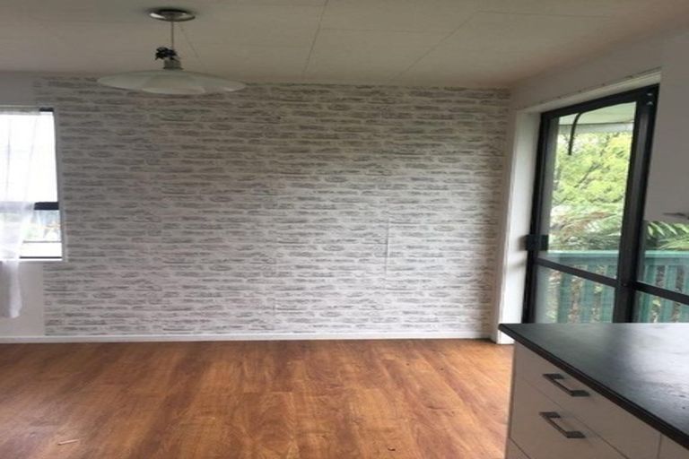 Photo of property in 22 Crystal Place, Pukehangi, Rotorua, 3015