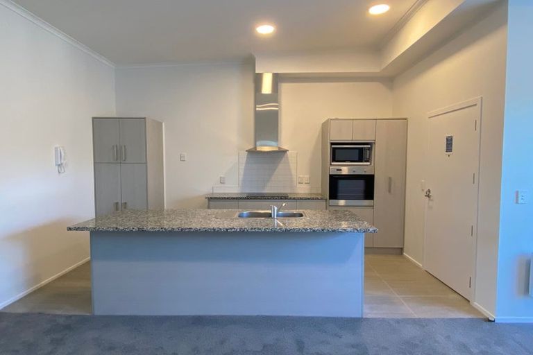 Photo of property in 17/11 Carlos Drive, Flat Bush, Auckland, 2016