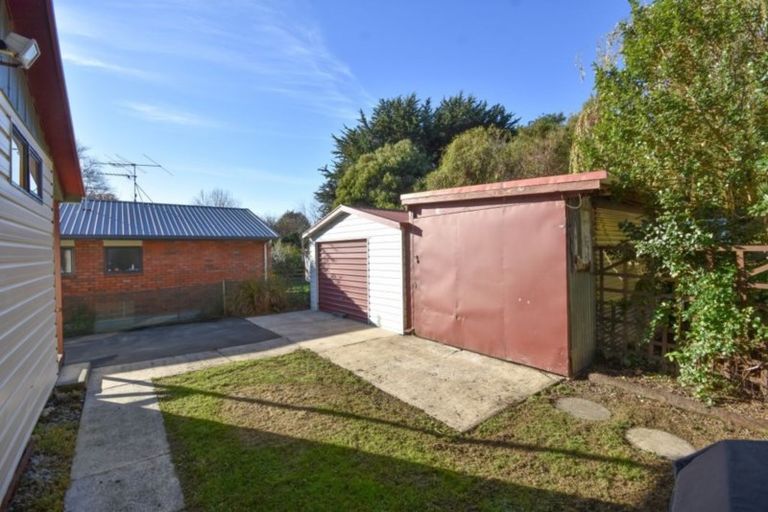 Photo of property in 17 Hereweka Street, Portobello, Dunedin, 9014