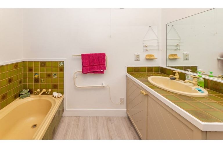 Photo of property in 23 Estuary Road, New Brighton, Christchurch, 8061