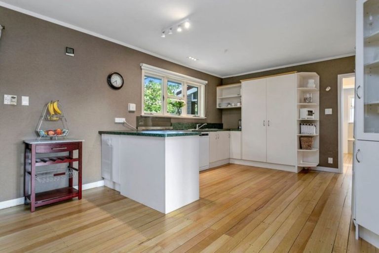 Photo of property in 11 Kelly Road, Cambridge, 3434