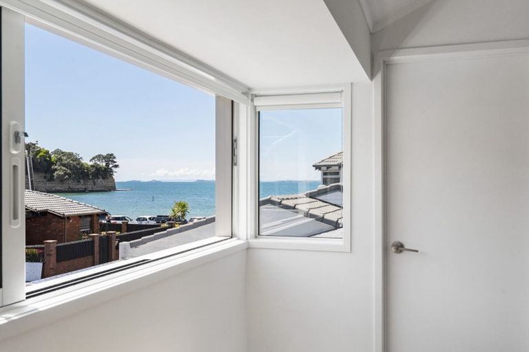 Photo of property in 2/26 Manly Esplanade, Browns Bay, Auckland, 0630