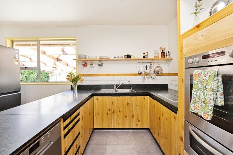 Photo of property in 30 Girvan Street, Wallacetown, 9816