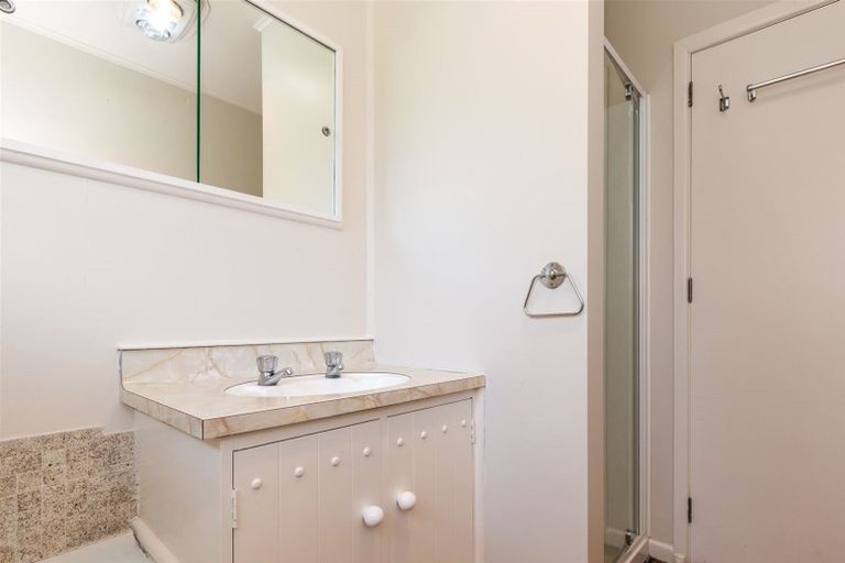 Photo of property in 83 Taharepa Road, Hilltop, Taupo, 3330