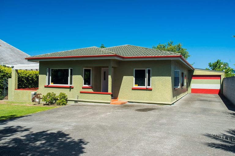 Photo of property in 6 Carnarvon Street, Gisborne, 4010