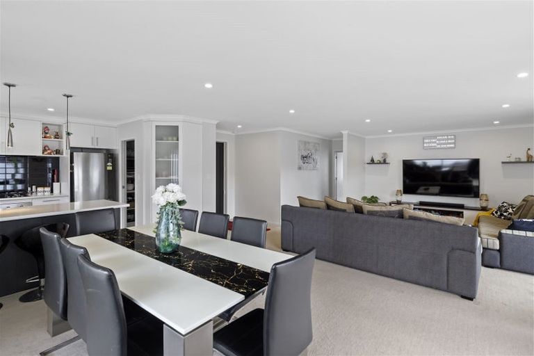 Photo of property in 66 Westmuir Crescent, Pokeno, 2402