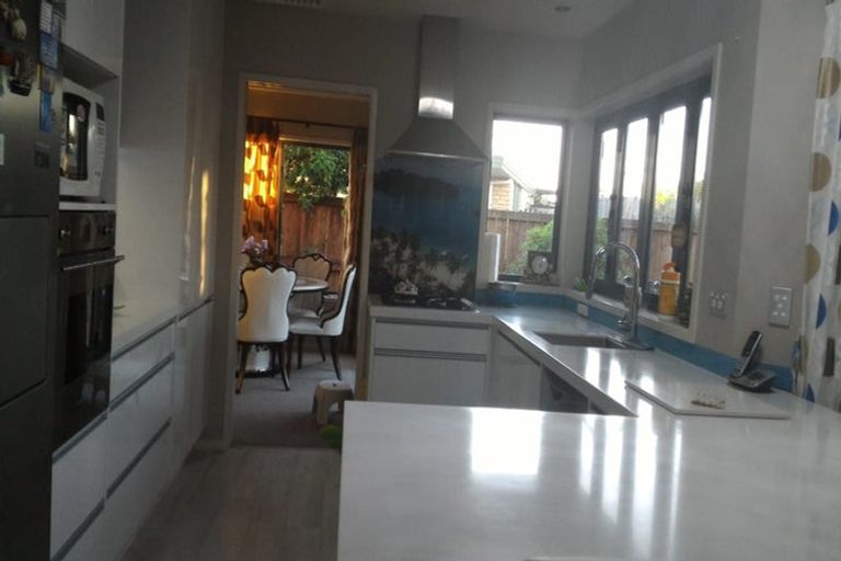 Photo of property in 18 Nottingham Drive, Hamilton East, Hamilton, 3216