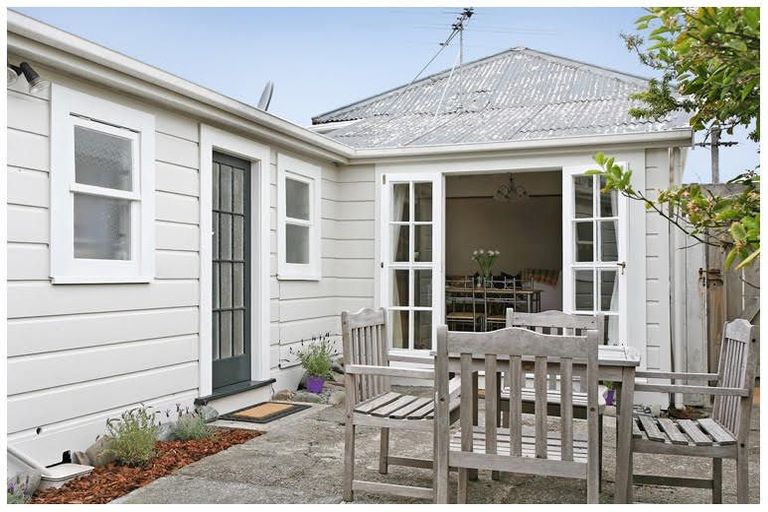 Photo of property in 15 Nelson Street, Petone, Lower Hutt, 5012