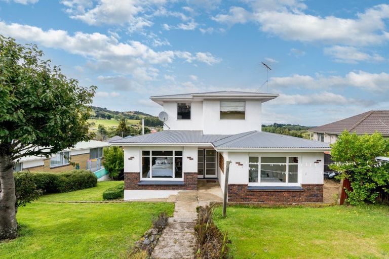 Photo of property in 66 Waldron Crescent, Green Island, Dunedin, 9018