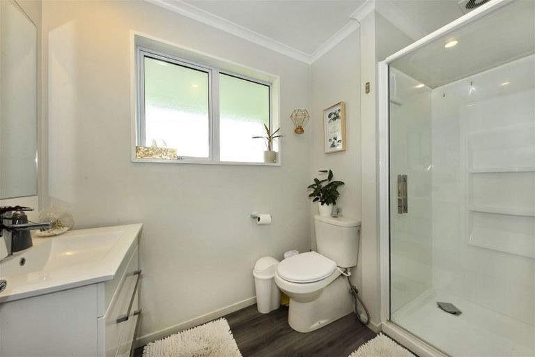 Photo of property in 10 Brightstone Crescent, Aranui, Christchurch, 8061