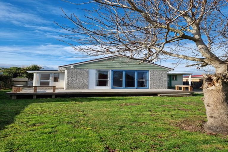 Photo of property in 13 Dittmer Street, Otaki, 5512