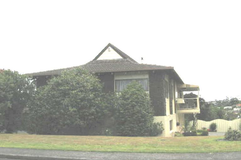 Photo of property in 36 Catalina Crescent, Forrest Hill, Auckland, 0620