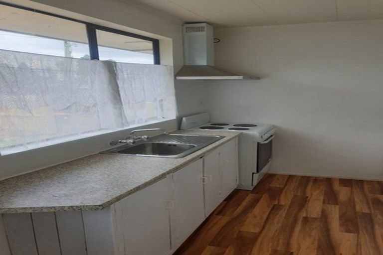 Photo of property in 94 Clevedon Road, Papakura, 2110