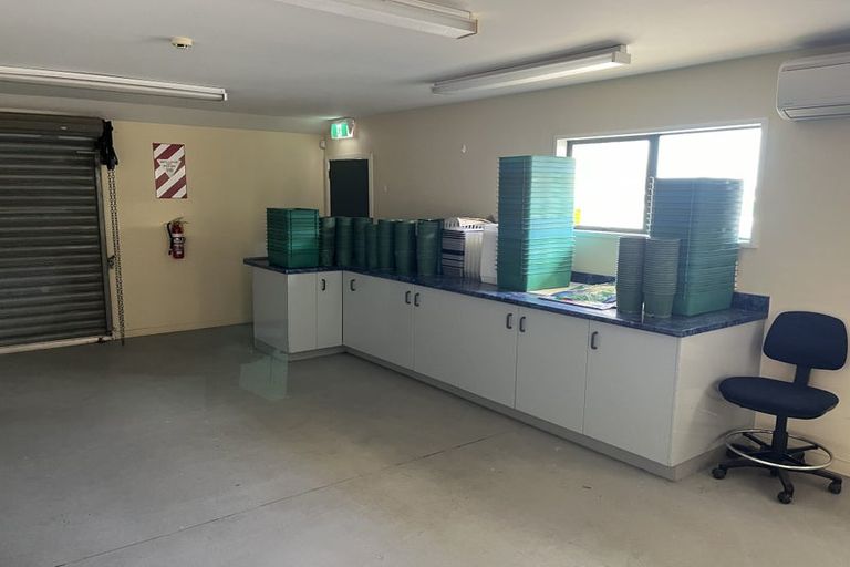 Photo of property in 285 Lake Road, Belmont, Auckland, 0622